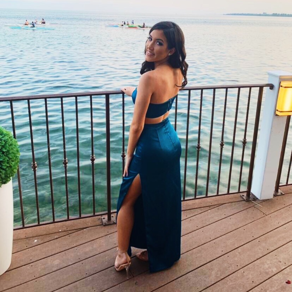 One shoulder long peacock satin dress - Picture 3 of 4